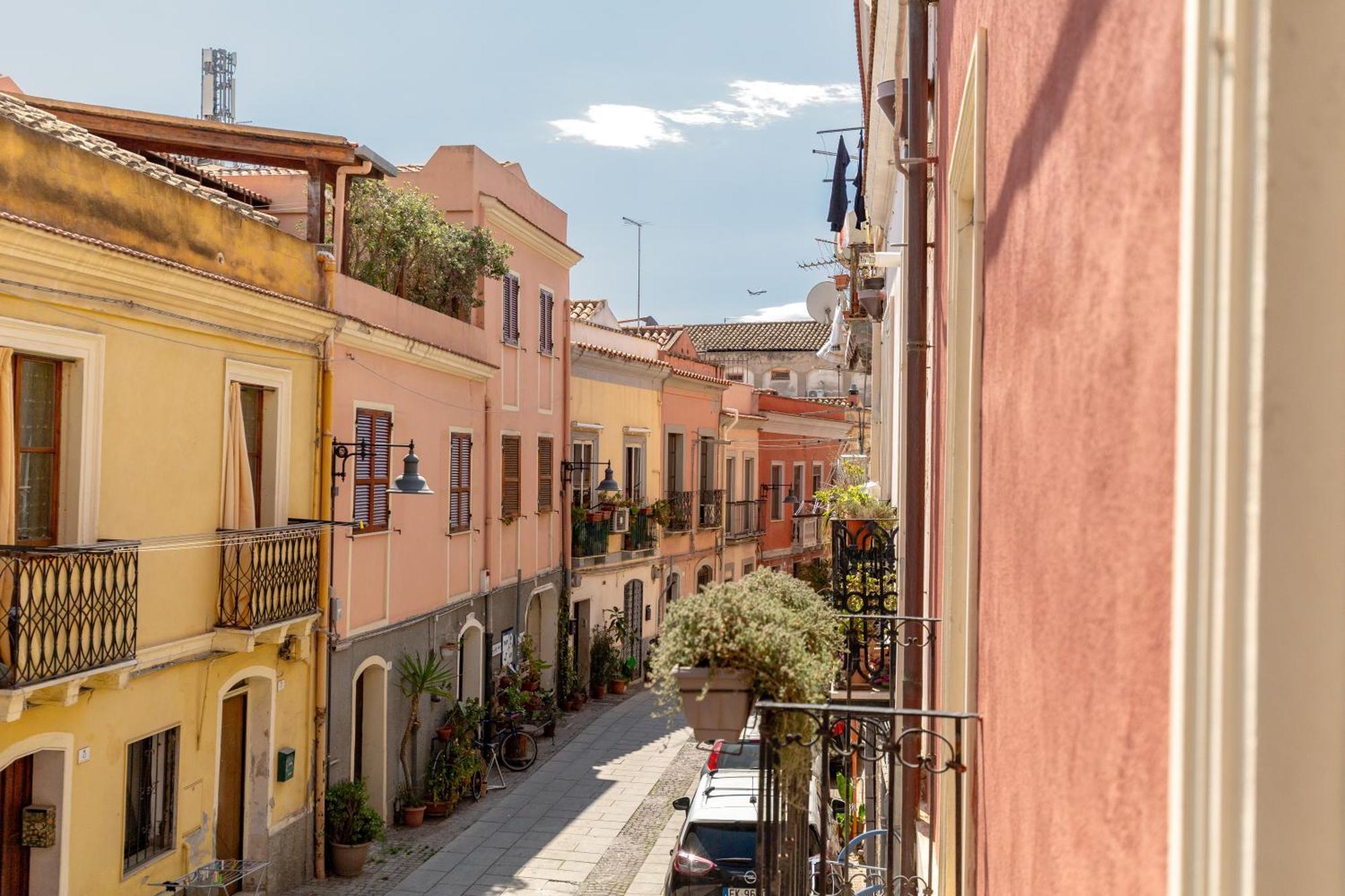 Domus De Silva - Appartamento In Centro Storico A Cagliari Ngoại thất bức ảnh