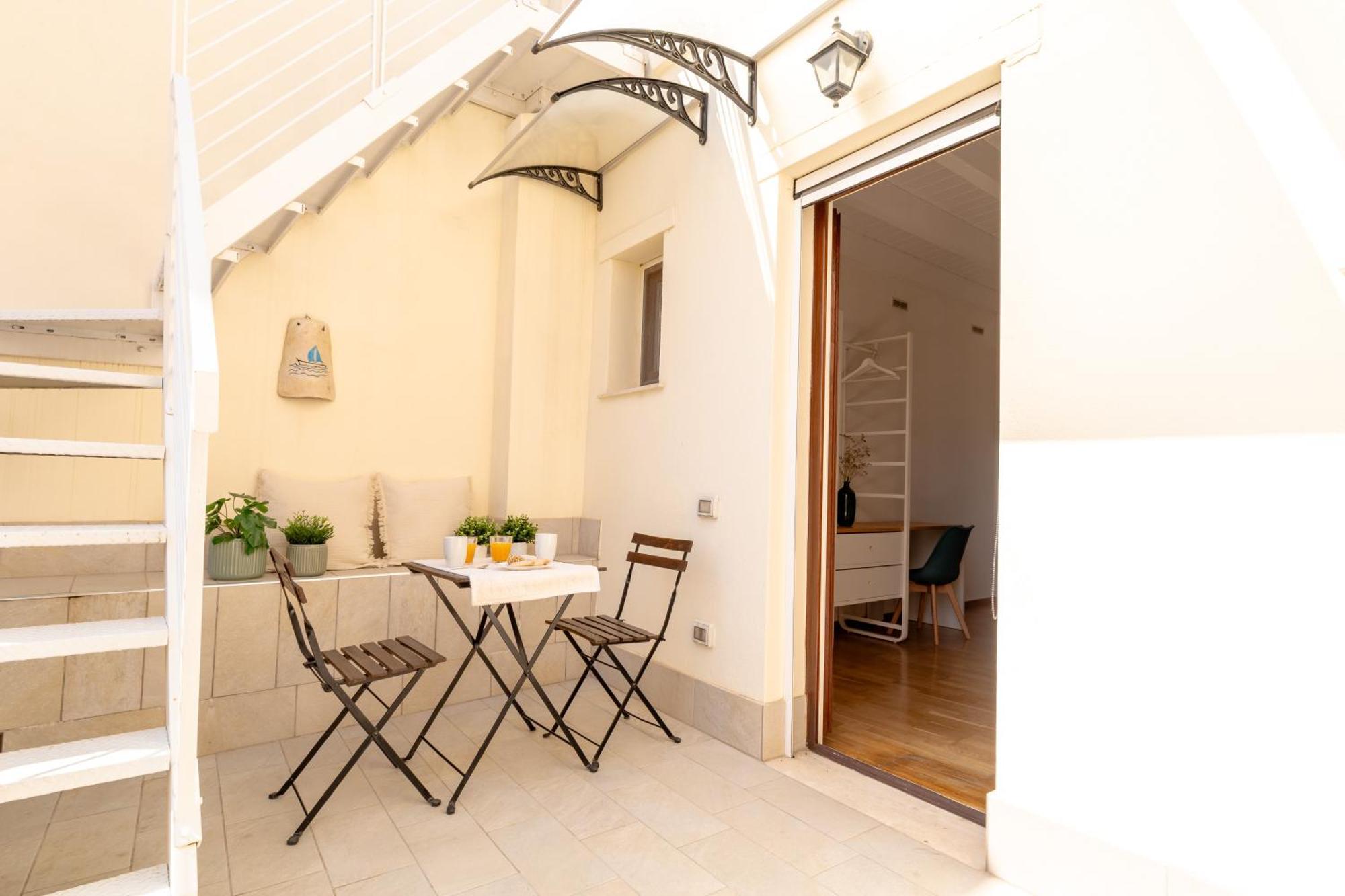 Domus De Silva - Appartamento In Centro Storico A Cagliari Ngoại thất bức ảnh