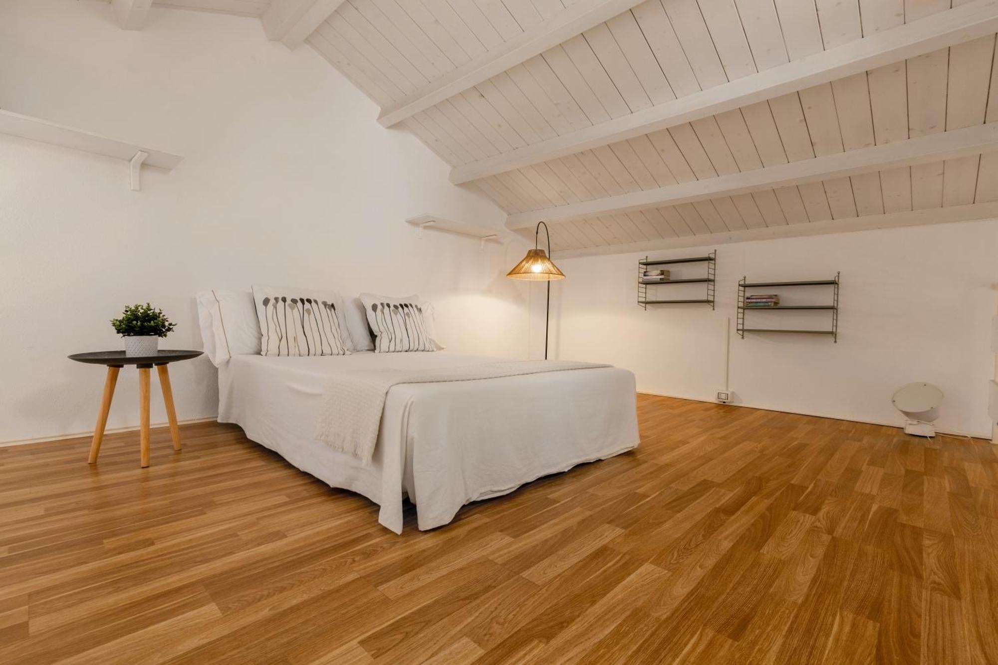 Domus De Silva - Appartamento In Centro Storico A Cagliari Ngoại thất bức ảnh